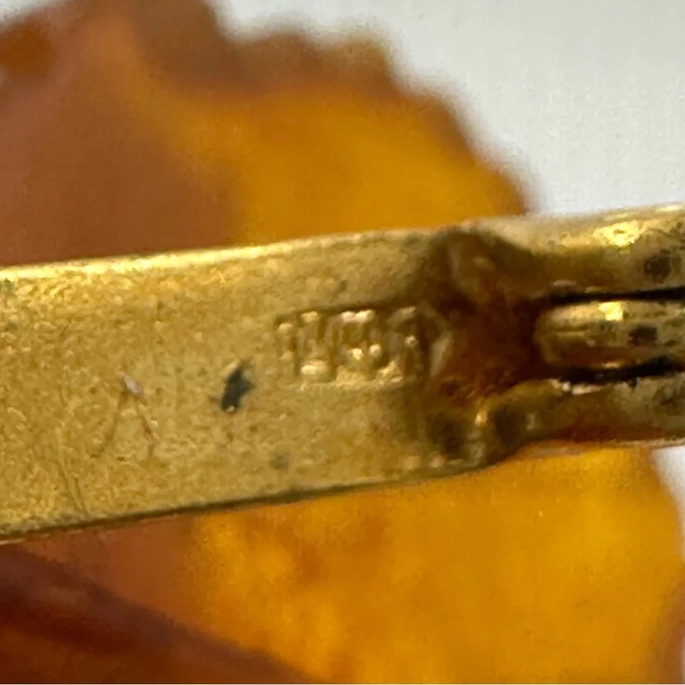 Russian Amber Grape Brooch Baltic Butterscotch Gold Plated Kaliningrad 80s